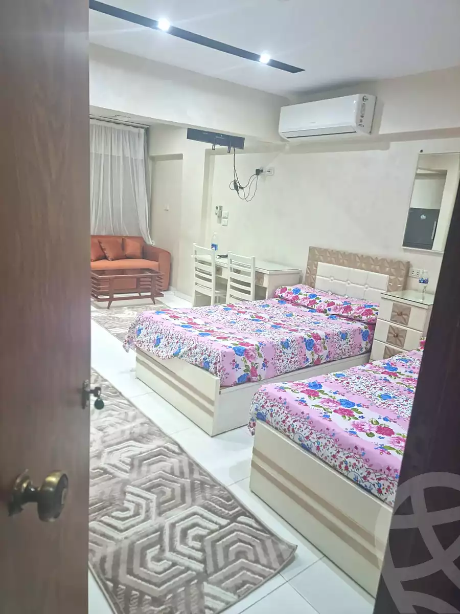 https://aqarmap.com.eg/ar/listing/6723460-for-rent-cairo-6th-of-october-mntq-fr-y-b-6-ktwbr