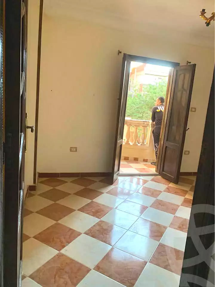 https://aqarmap.com.eg/ar/listing/6724794-for-sale-alexandria-l-jmy-lbytsh-qased-kareem-st