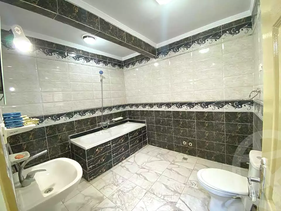 https://aqarmap.com.eg/en/listing/6724875-for-sale-alexandria-el-montazah