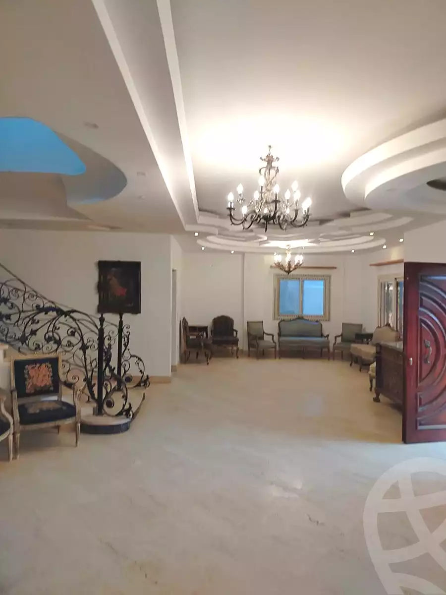 https://aqarmap.com.eg/ar/listing/6725150-for-rent-cairo-new-cairo-sharq-el-akadamiya-al-tahrir-st