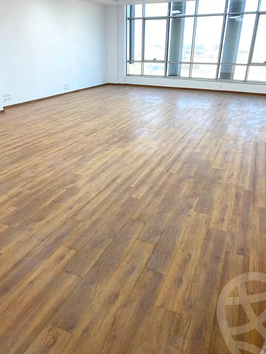 https://aqarmap.com.eg/ar/listing/6725421-for-rent-cairo-new-cairo-compounds-sntrw-mwl