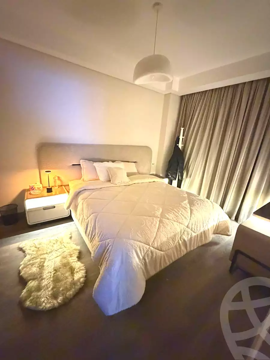 https://aqarmap.com.eg/ar/listing/6725466-for-sale-cairo-el-sheikh-zayed-city-compounds-zyd-wr-llttwyr-z-tower