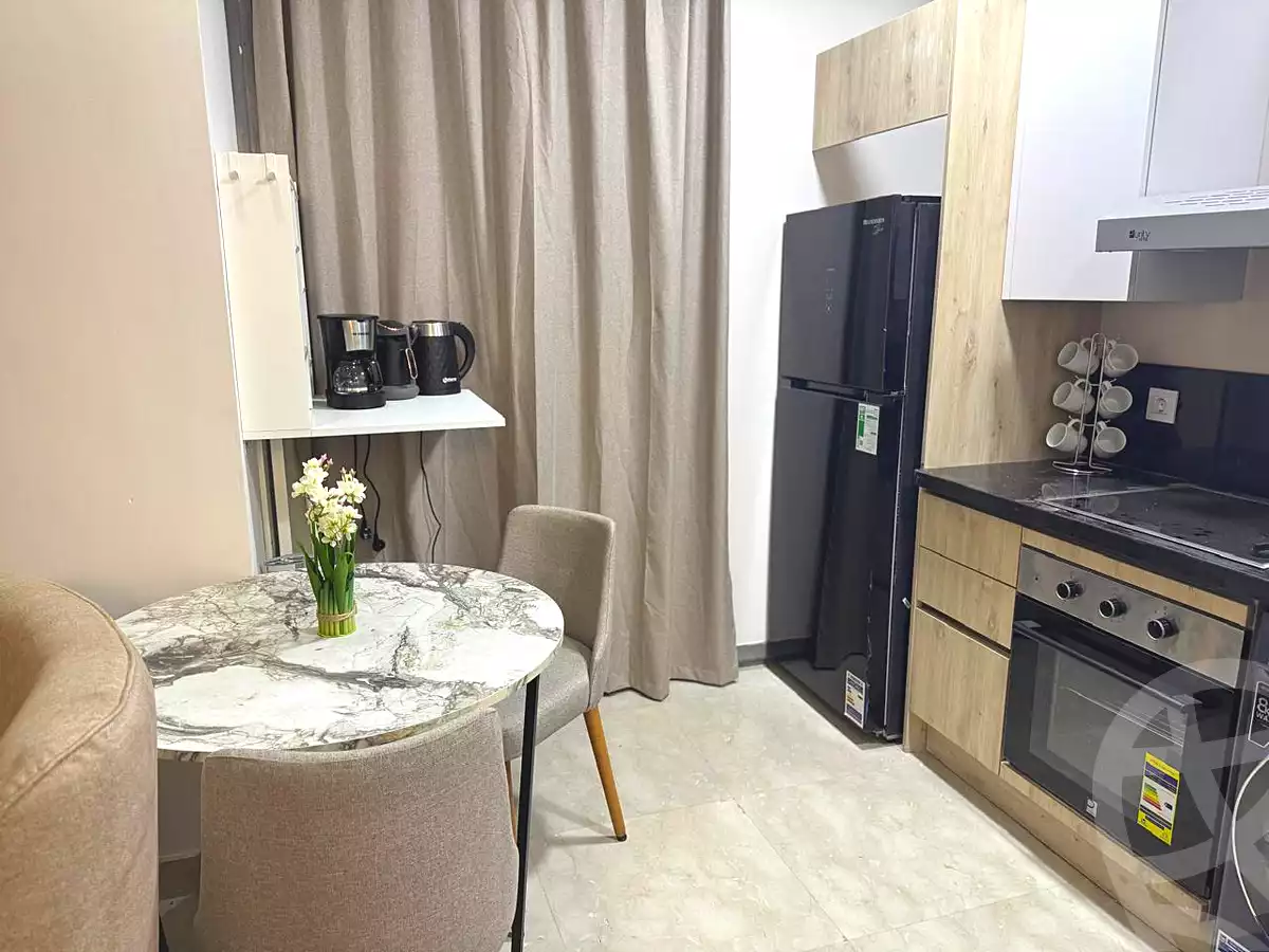 https://aqarmap.com.eg/ar/listing/6725854-for-rent-cairo-el-sheikh-zayed-city-compounds-zyd-wr-llttwyr-z-tower
