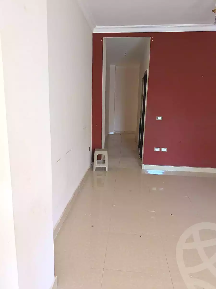 https://aqarmap.com.eg/ar/listing/6726242-for-rent-cairo-6th-of-october-el-ahyaa-neighborhood-2nd-divided-from-al-kafrawei-st