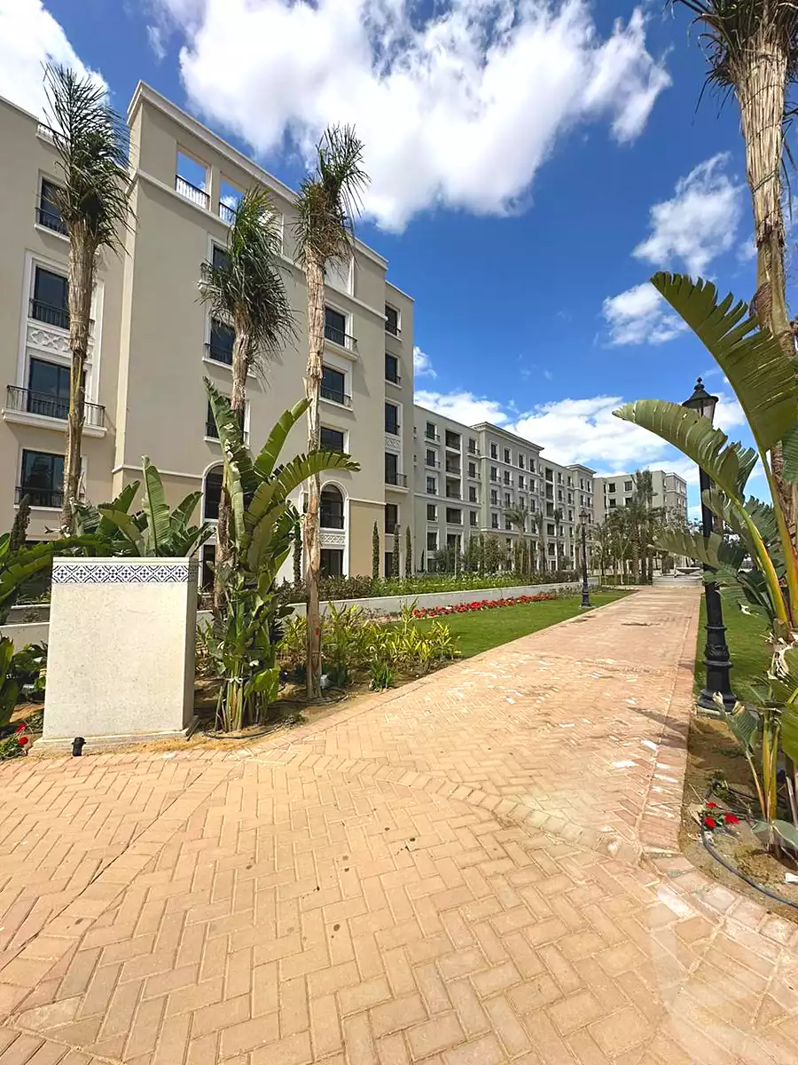https://aqarmap.com.eg/en/listing/6726406-for-rent-cairo-el-sheikh-zayed-city-compounds-kmbwnd-fyldj-wyst-dr-llttwyr