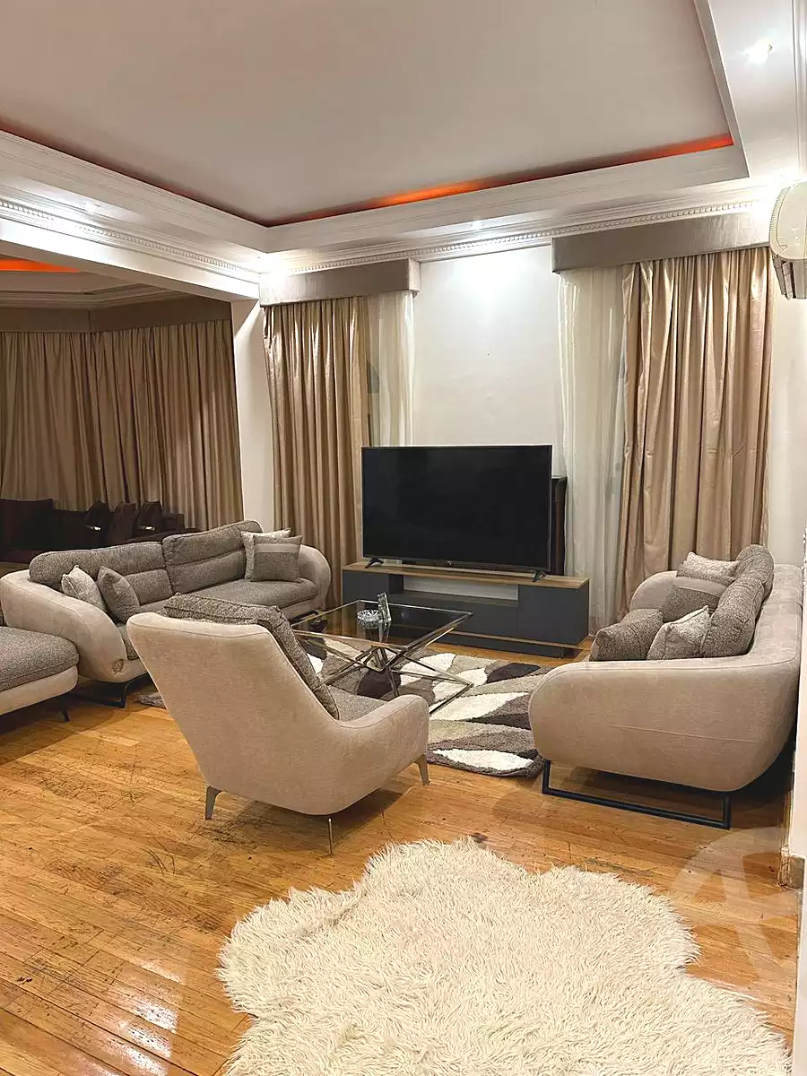 https://aqarmap.com.eg/en/listing/6726110-for-rent-cairo-el-sheikh-zayed-city-compounds-beverly-hills