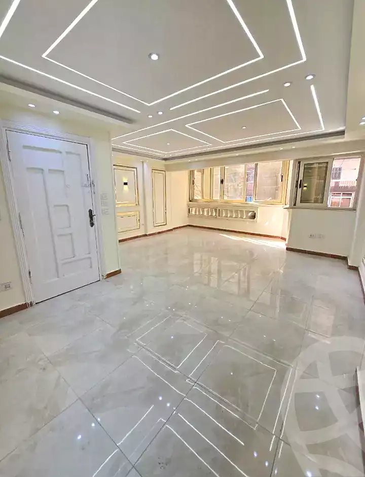 https://aqarmap.com.eg/ar/listing/6727810-for-rent-alexandria-sydy-bshr-sydy-bshr-bhry-shr-mhmd-njyb