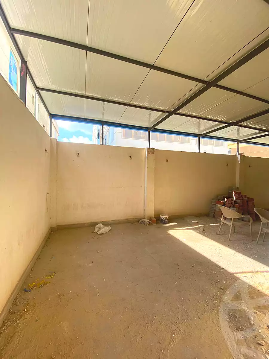 https://aqarmap.com.eg/ar/listing/6728778-for-rent-cairo-new-cairo-first-settlement-mhwr-mstfy-kml