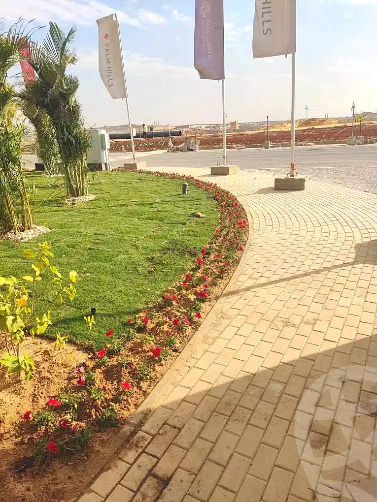https://aqarmap.com.eg/ar/listing/6728753-for-sale-cairo-new-administrative-capital-r4-village-de-la-capitale-palm-hills