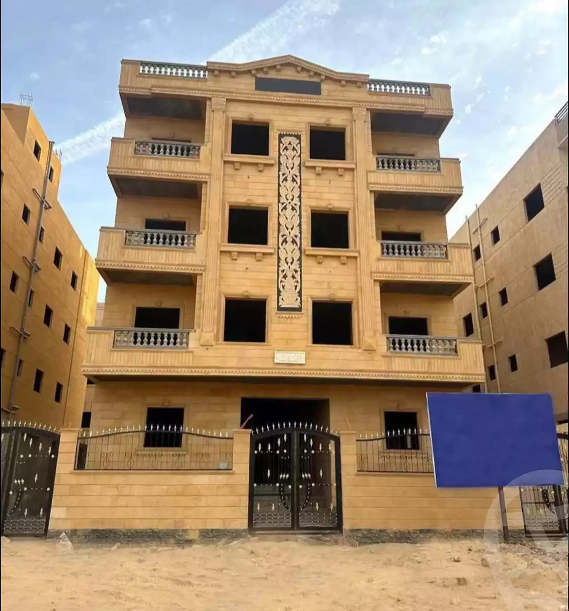 https://aqarmap.com.eg/ar/listing/6729097-for-sale-cairo-badr-city-hai-el-ashgar-featured-neighborhood-bait-el-watan