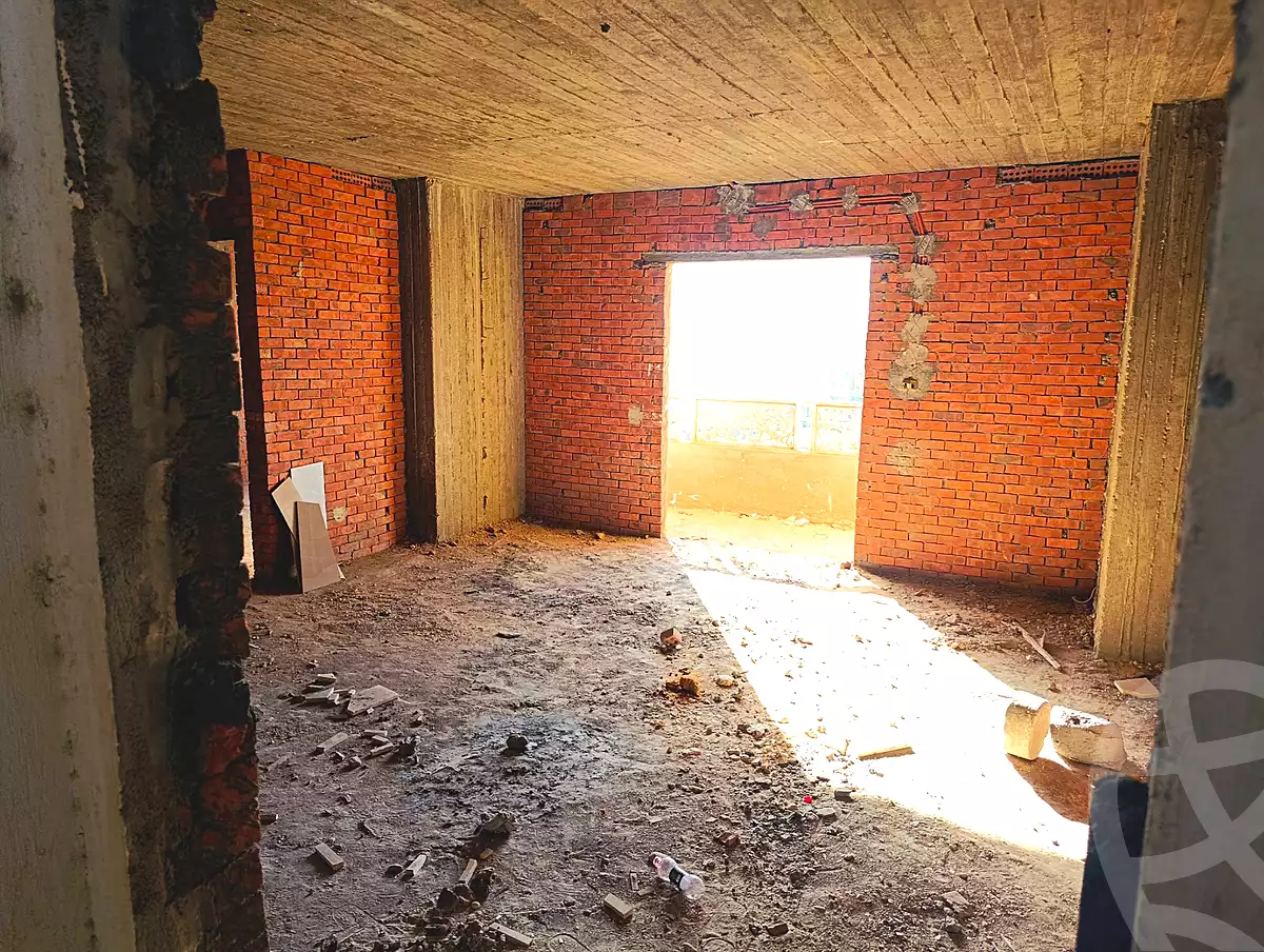 https://aqarmap.com.eg/en/listing/6729309-for-sale-cairo-shoubra-corniche-el-nile-st