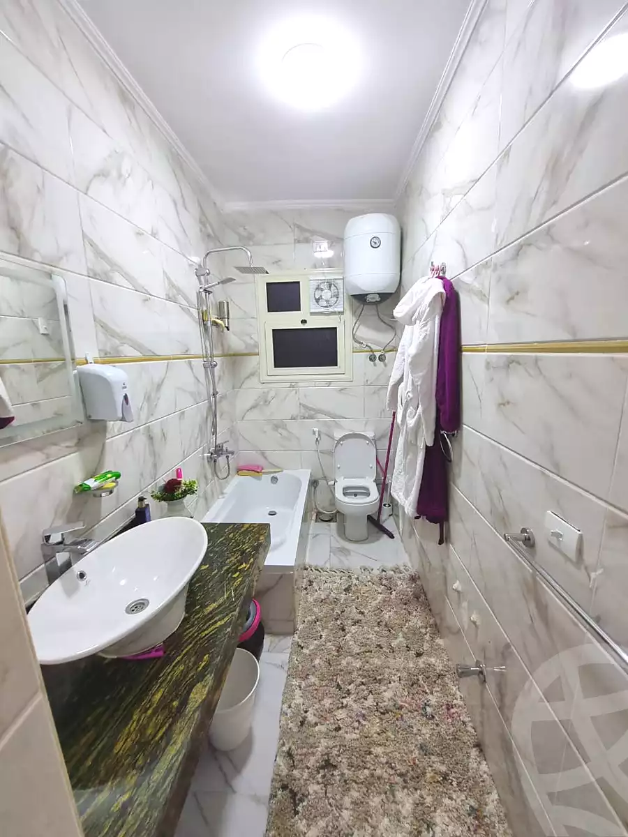 https://aqarmap.com.eg/ar/listing/6729406-for-sale-cairo-badr-city-hai-el-ashgar-featured-neighborhood-bait-el-watan
