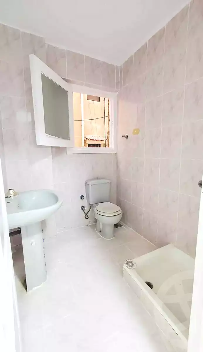 https://aqarmap.com.eg/en/listing/6729853-for-sale-alexandria-l-jmy-shataa-el-nakheel