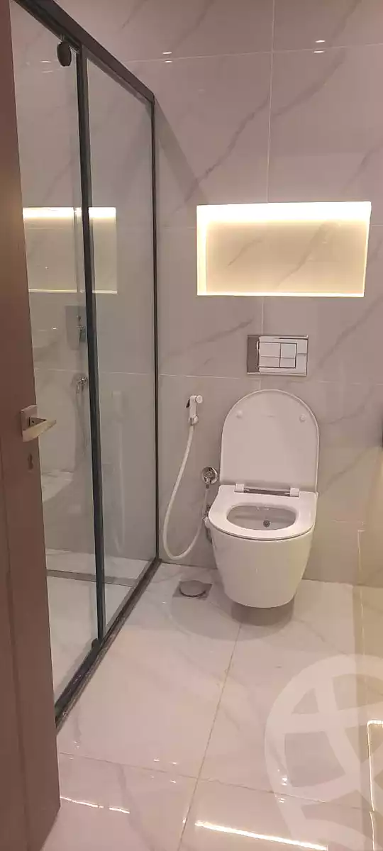 https://aqarmap.com.eg/ar/listing/6730422-for-sale-cairo-el-sheikh-zayed-city-el-hay-elsabeaa-lhy-lsb