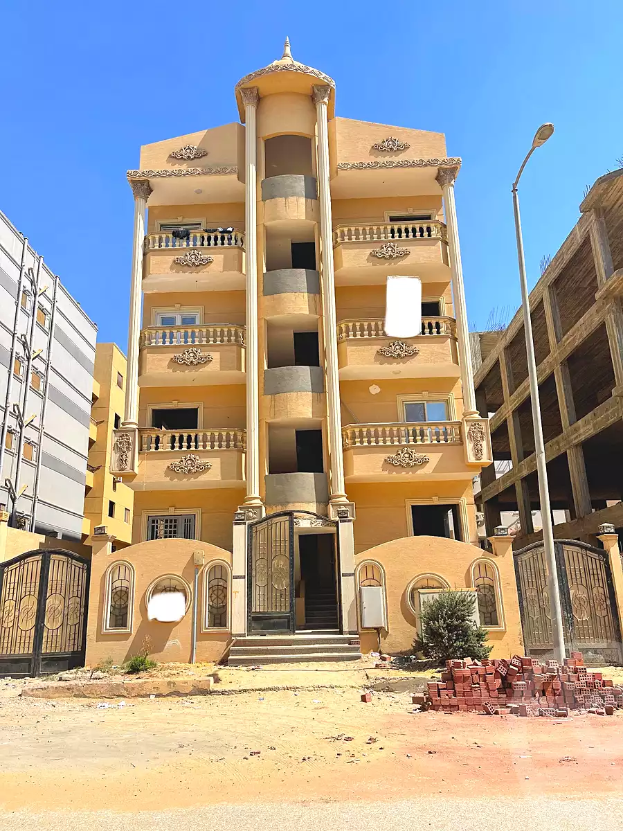 https://aqarmap.com.eg/ar/listing/6730539-for-sale-cairo-6th-of-october-el-tawsaat-el-shamalya-hy-2000-qt