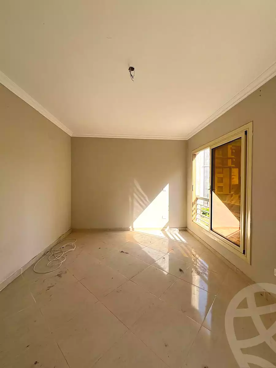 https://aqarmap.com.eg/en/listing/6730891-for-sale-cairo-el-sheikh-zayed-city-compounds-dr-msr