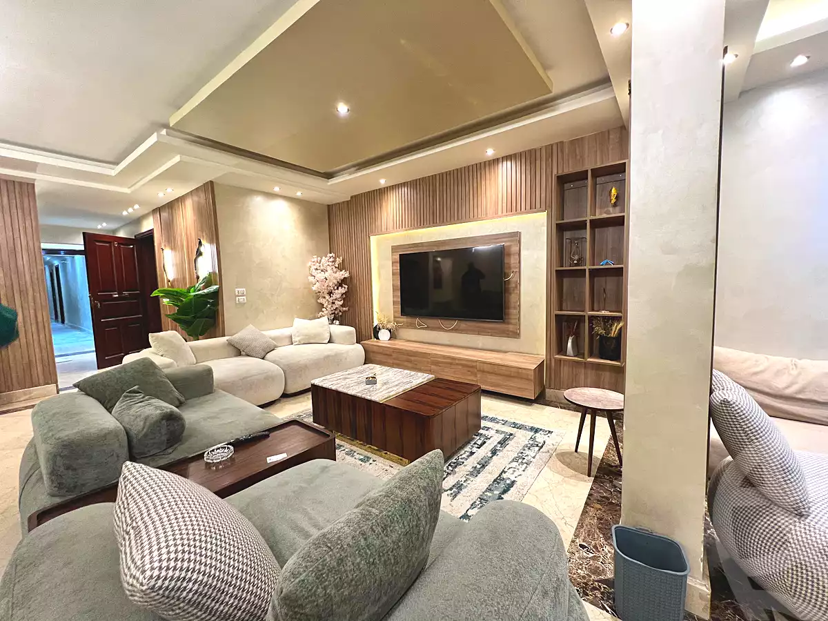 https://aqarmap.com.eg/ar/listing/6731562-for-rent-cairo-el-mohandesen-abd-el-moneam-riad-st
