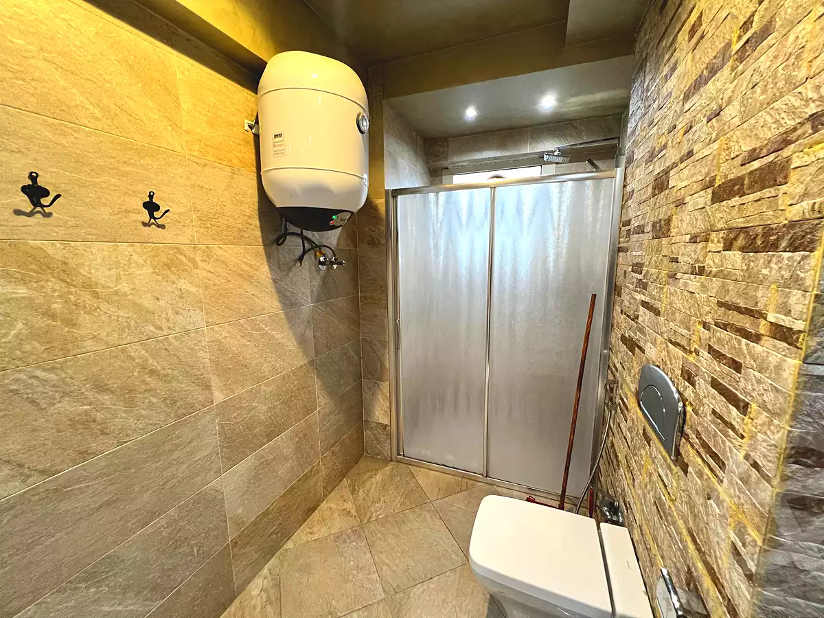https://aqarmap.com.eg/ar/listing/6731562-for-rent-cairo-el-mohandesen-abd-el-moneam-riad-st
