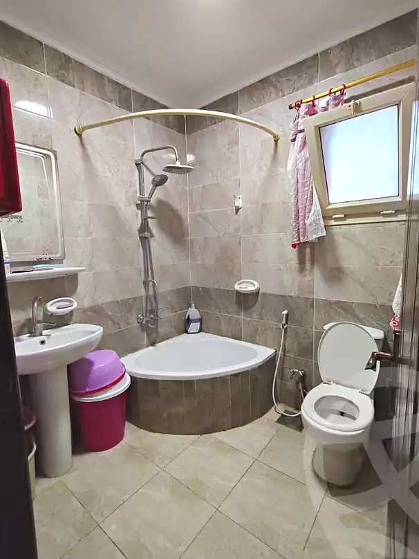 https://aqarmap.com.eg/en/listing/6731846-for-sale-alexandria-sydy-bshr-sydy-bshr-bhry-gamal-abd-el-nasir-st