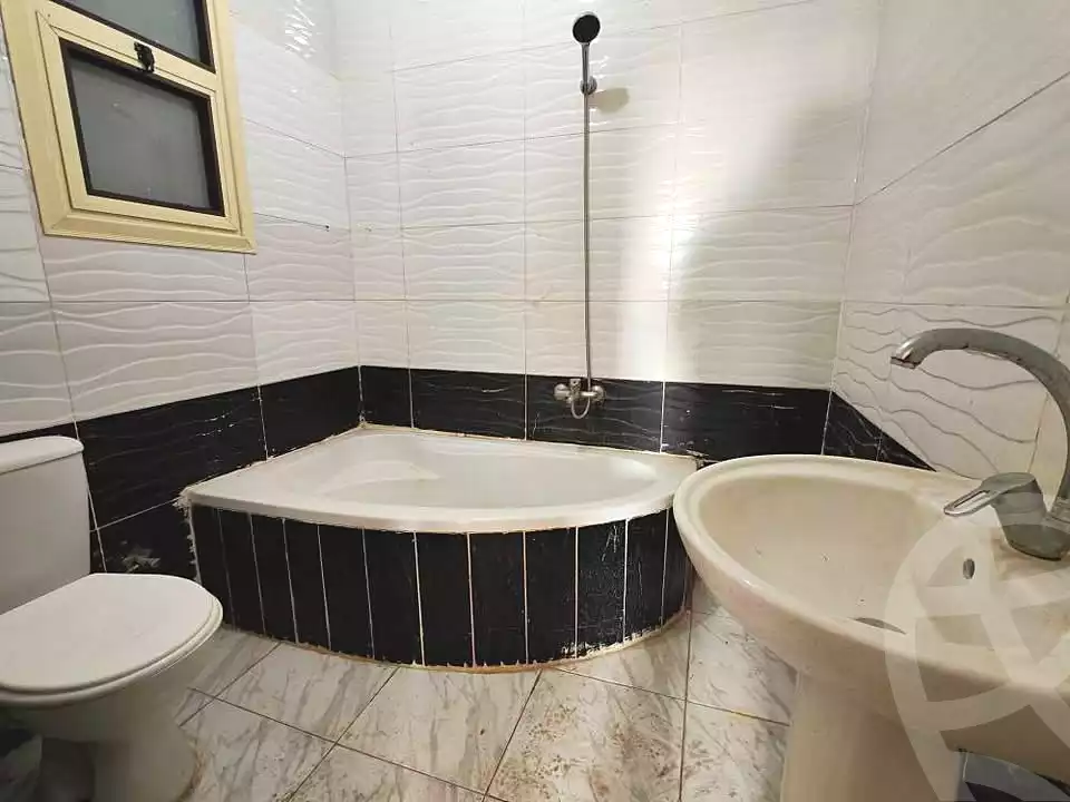 https://aqarmap.com.eg/en/listing/6731927-for-sale-alexandria-sydy-bshr
