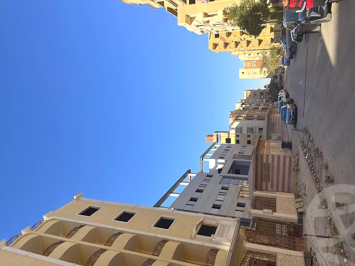 https://aqarmap.com.eg/ar/listing/6733044-for-sale-cairo-new-cairo-compounds-el-mostashareen-compound