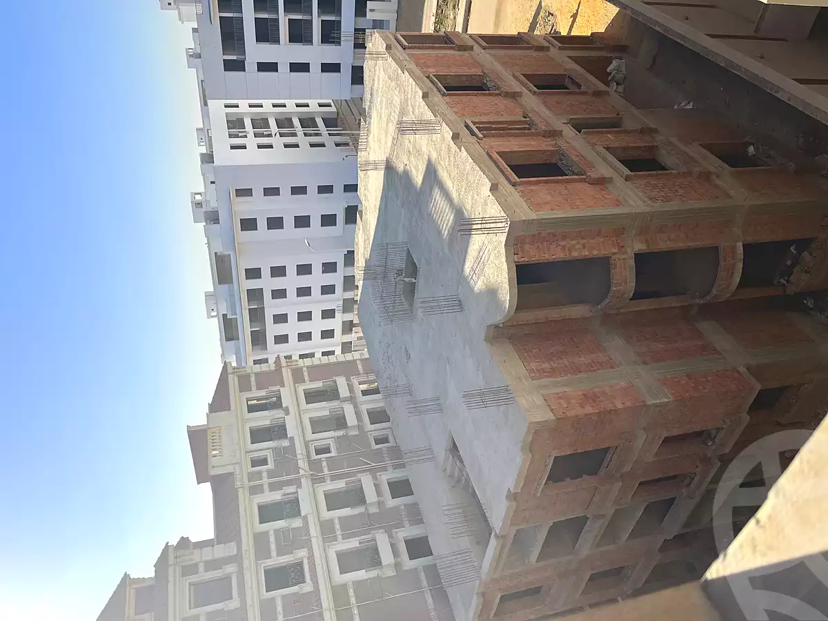 https://aqarmap.com.eg/ar/listing/6733044-for-sale-cairo-new-cairo-compounds-el-mostashareen-compound