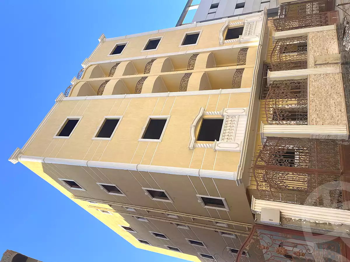 https://aqarmap.com.eg/ar/listing/6733044-for-sale-cairo-new-cairo-compounds-el-mostashareen-compound