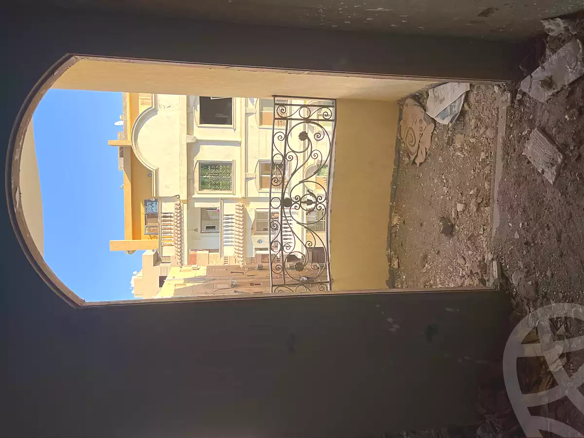 https://aqarmap.com.eg/ar/listing/6733044-for-sale-cairo-new-cairo-compounds-el-mostashareen-compound