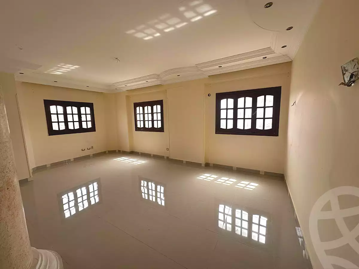 https://aqarmap.com.eg/ar/listing/6733141-for-rent-cairo-new-cairo-el-ahyaa-fourth-neighborhood-street-1