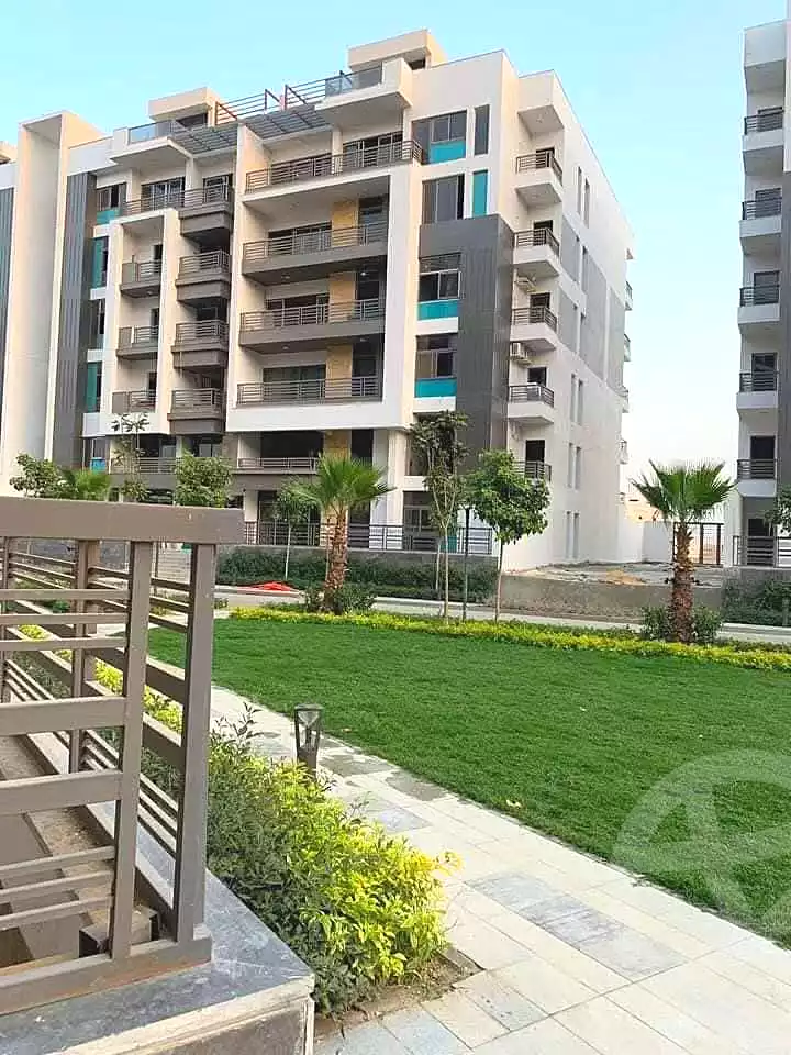 https://aqarmap.com.eg/en/listing/6733801-for-sale-cairo-new-cairo-compounds-dh-ykwn-ryzdns-styl-hwm