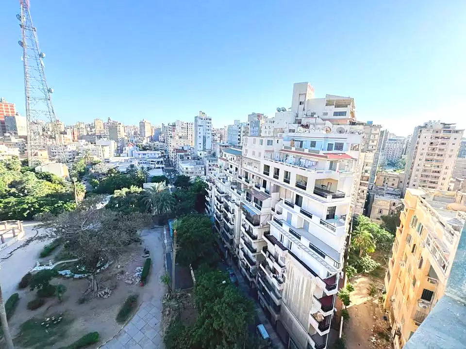 https://aqarmap.com.eg/en/listing/6733843-for-sale-alexandria-glim