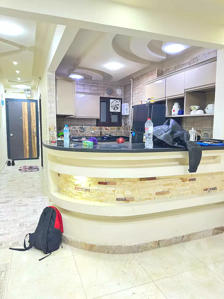 https://aqarmap.com.eg/ar/listing/6735555-for-sale-alexandria-l-jmy-lbytsh-bianchiii-el-arbaeen-st
