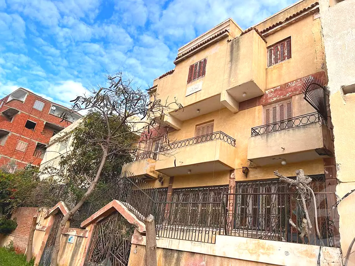 https://aqarmap.com.eg/ar/listing/6735597-for-sale-alexandria-l-jmy-el-hanouvel-kasr-al-quiri-st-1