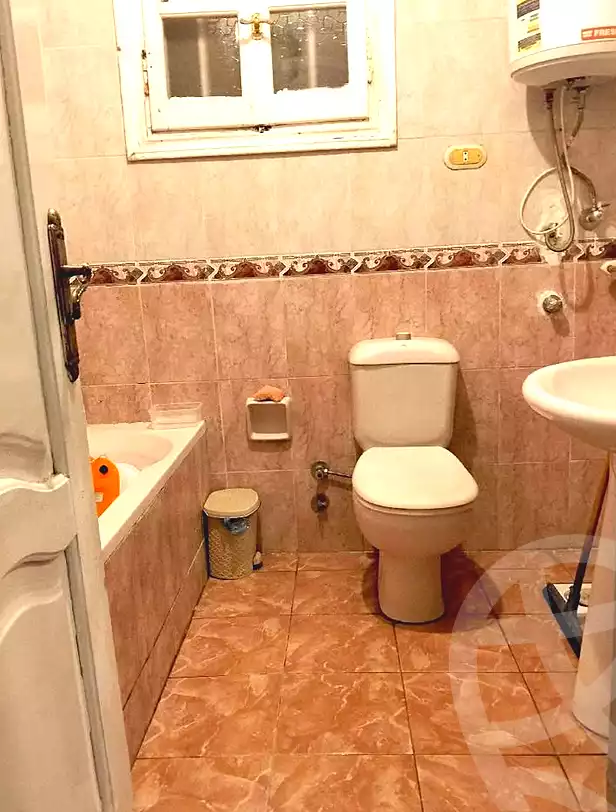 https://aqarmap.com.eg/ar/listing/6735820-for-sale-alexandria-el-asafra-salman-el-farsi-st