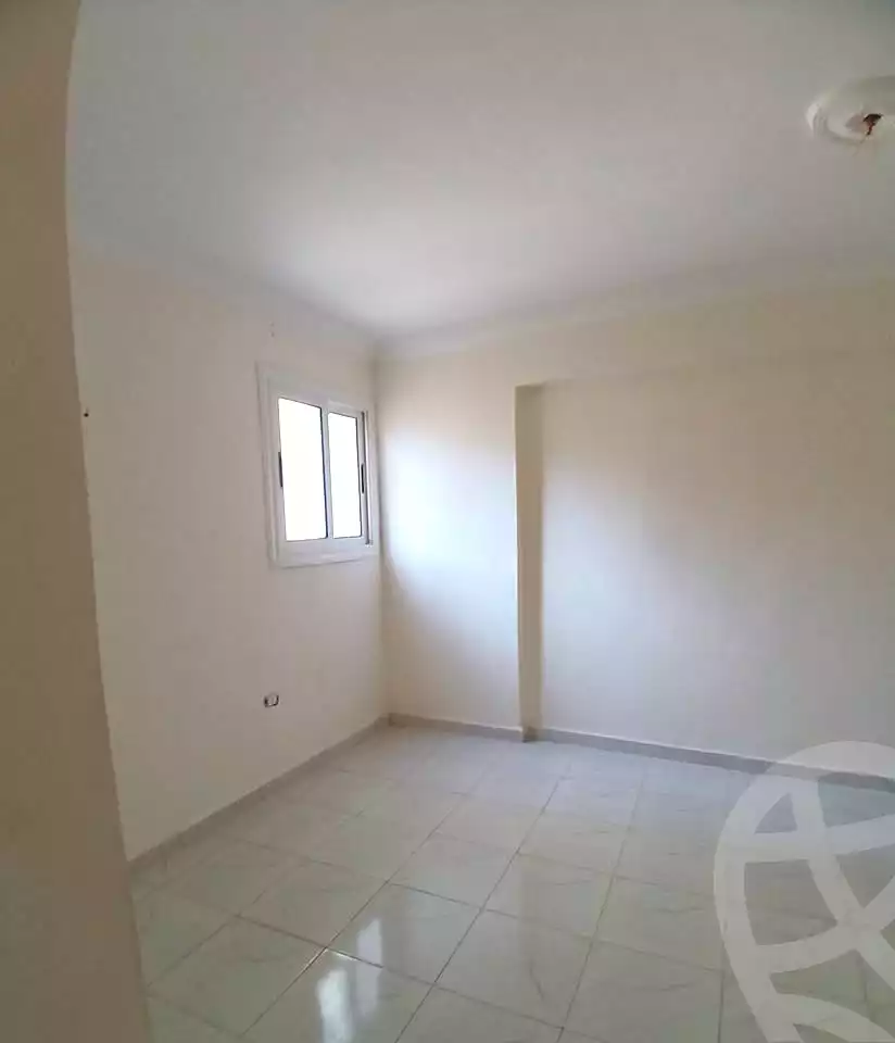 https://aqarmap.com.eg/ar/listing/6735882-for-sale-alexandria-el-asafra-salman-el-farsi-st
