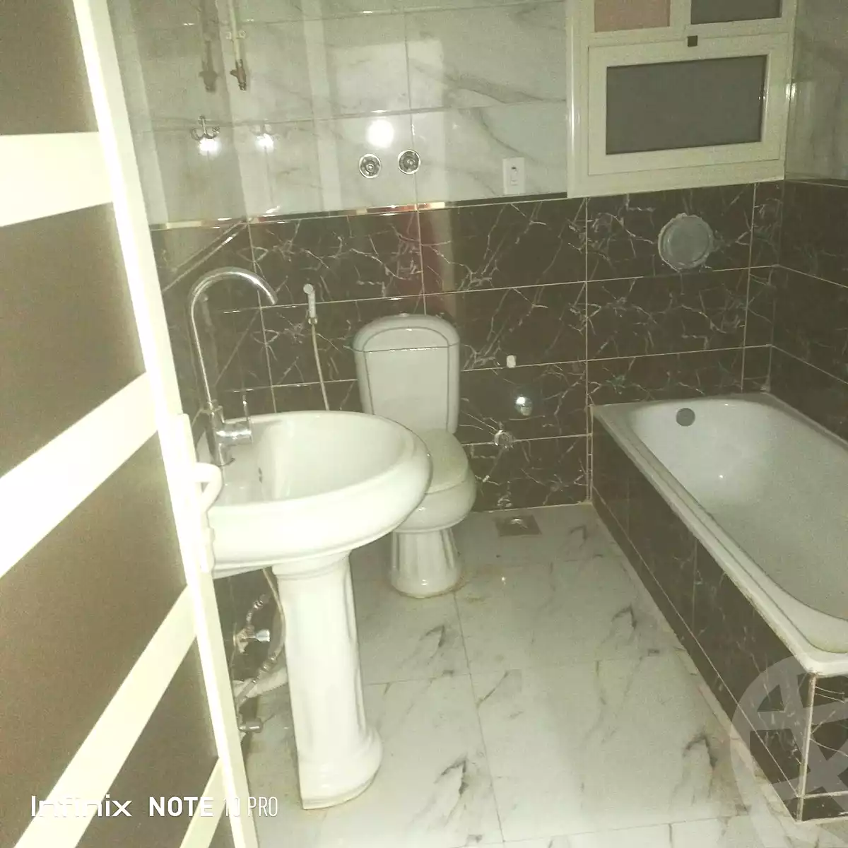 https://aqarmap.com.eg/ar/listing/6736025-for-rent-cairo-helwan-hadayek-helwan-el-dawagen