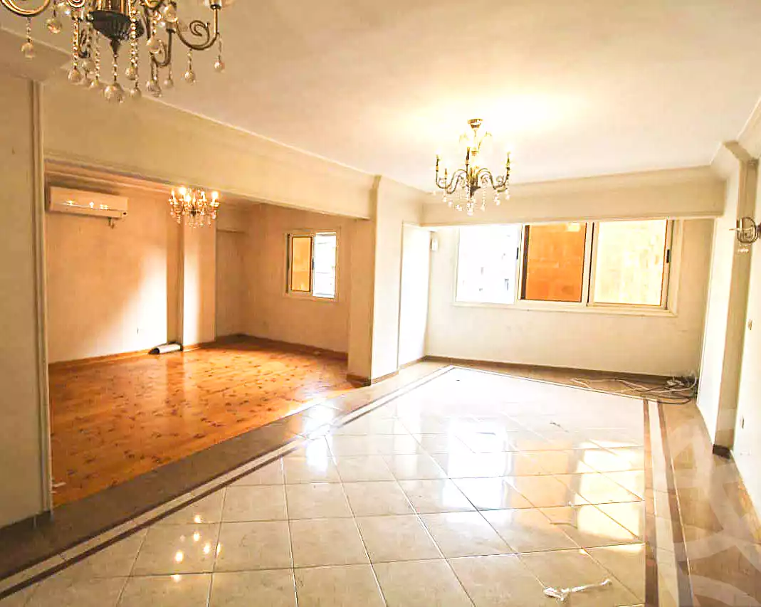 https://aqarmap.com.eg/ar/listing/6736345-for-sale-alexandria-lauran-shr-bw-qyr-tryq-lhry