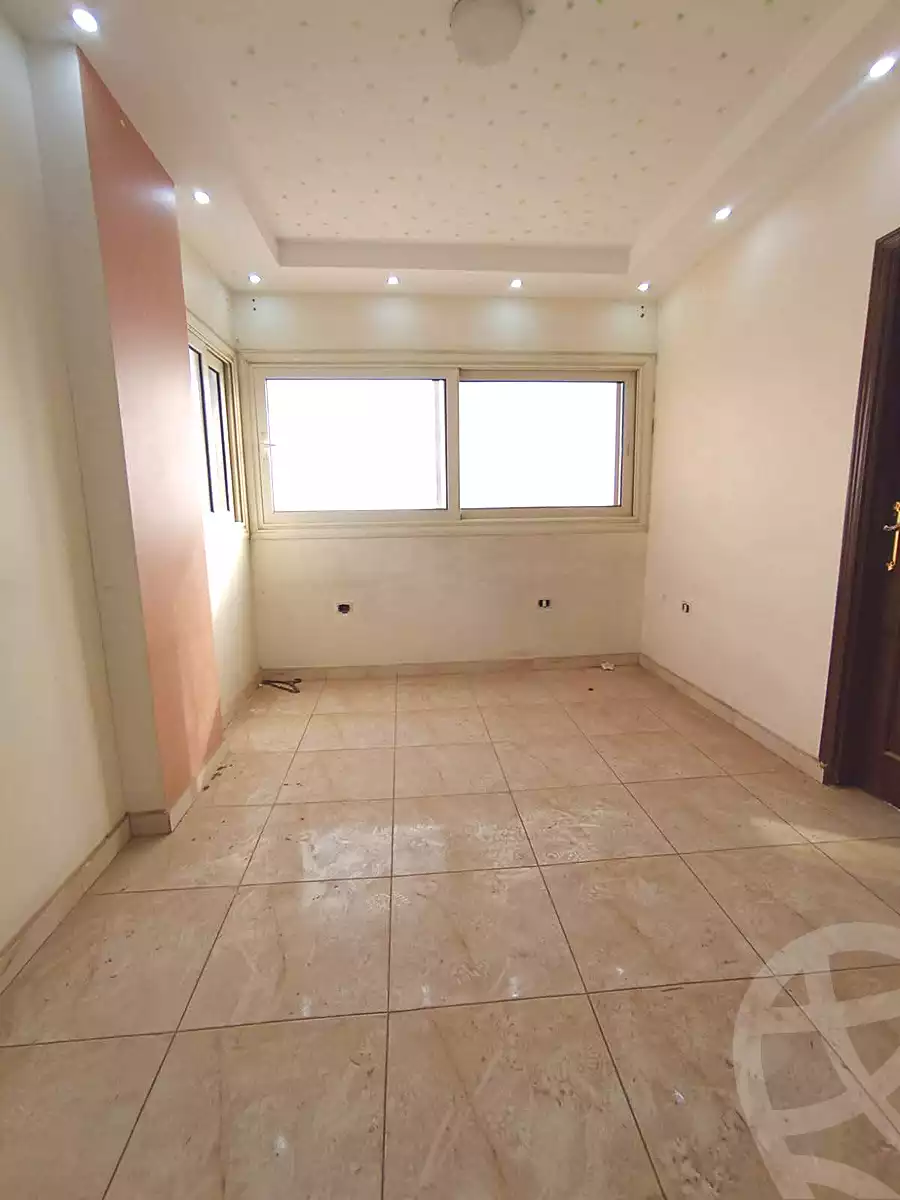 https://aqarmap.com.eg/ar/listing/6736454-for-rent-cairo-helwan-helwan-el-sharkeya-abd-el-rahman-pasha-st