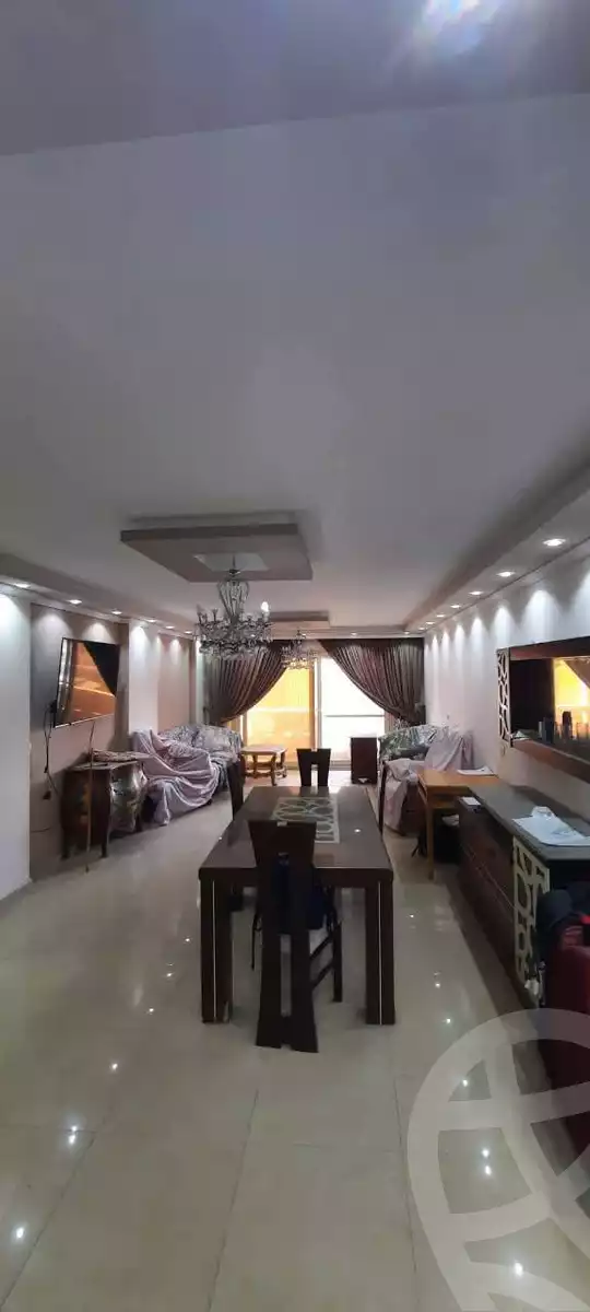 https://aqarmap.com.eg/ar/listing/6736775-for-sale-alexandria-l-jmy-lbytsh-mahmoud-awad-st
