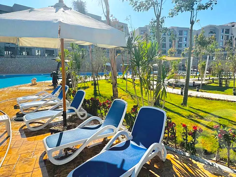 https://aqarmap.com.eg/ar/listing/6737216-for-sale-ain-elsokhna-mdyn-ljll-ljdyd-byrmydz-sky-syty