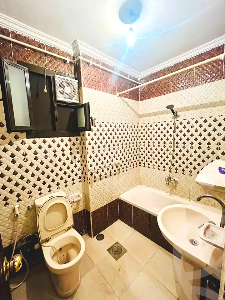 https://aqarmap.com.eg/ar/listing/6737316-for-rent-alexandria-lsywf-el-seyouf-qebly