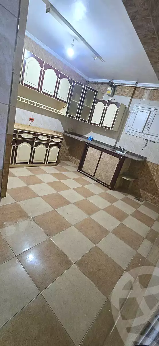 https://aqarmap.com.eg/ar/listing/6737434-for-rent-cairo-helwan-helwan-el-sharkeya-heidar-st