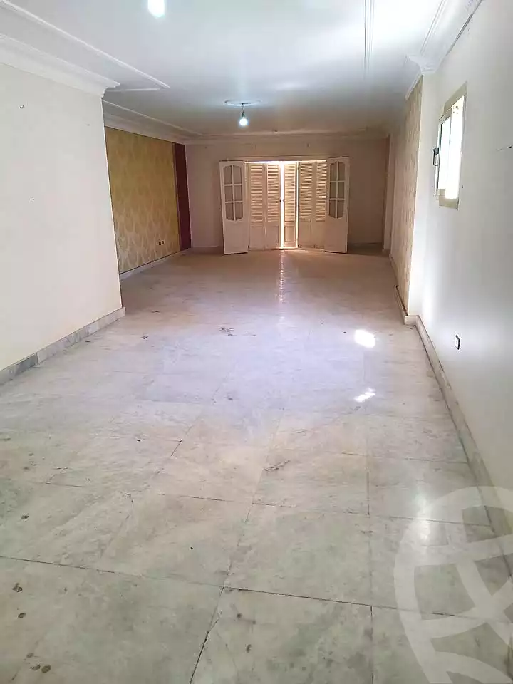 https://aqarmap.com.eg/en/listing/6737707-for-sale-alexandria-ganaklis-shr-mrtdy-bsh