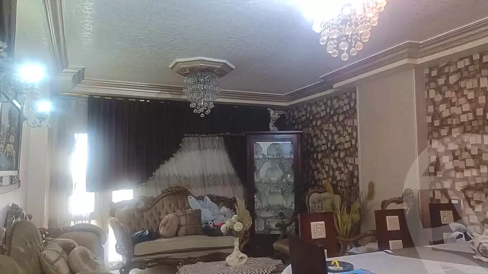 https://aqarmap.com.eg/ar/listing/6737723-for-sale-cairo-faisal-kafr-tohormos-queen-nazli-st