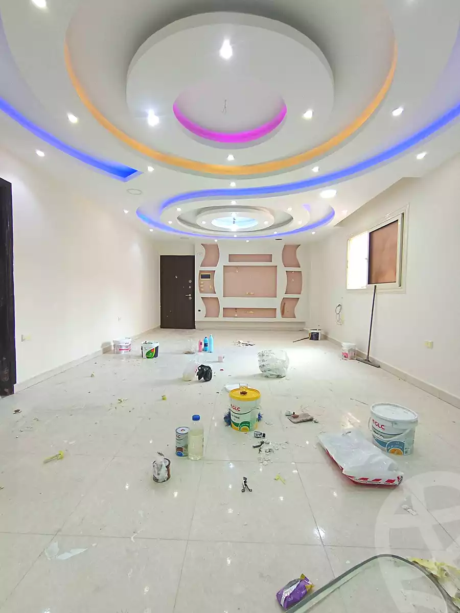 https://aqarmap.com.eg/ar/listing/6737742-for-rent-cairo-helwan-zou-el-fekar-basha-st