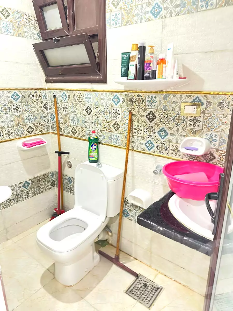 https://aqarmap.com.eg/ar/listing/6738387-for-sale-alexandria-l-jmy-lbytsh-bianchiii-el-arbaeen-st