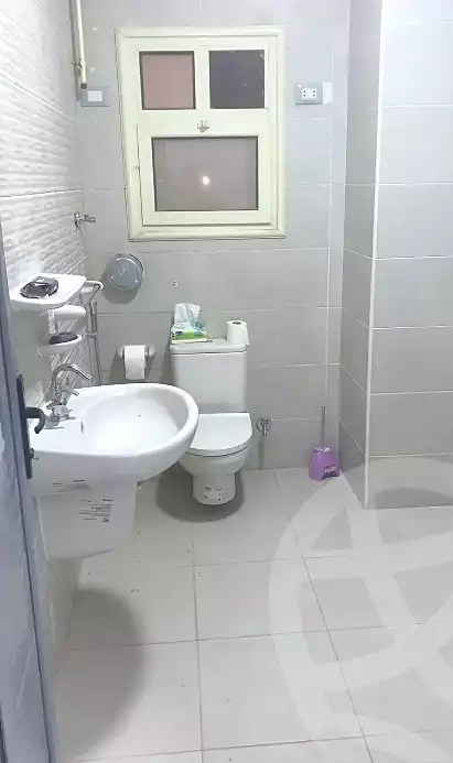 https://aqarmap.com.eg/ar/listing/6738594-for-rent-cairo-mokattam-el-hadabah-el-wosta-8th-zone