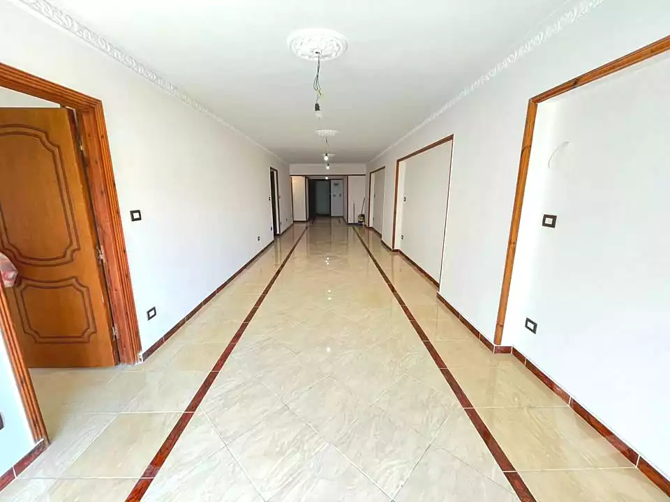 https://aqarmap.com.eg/en/listing/6739126-for-rent-alexandria-glim