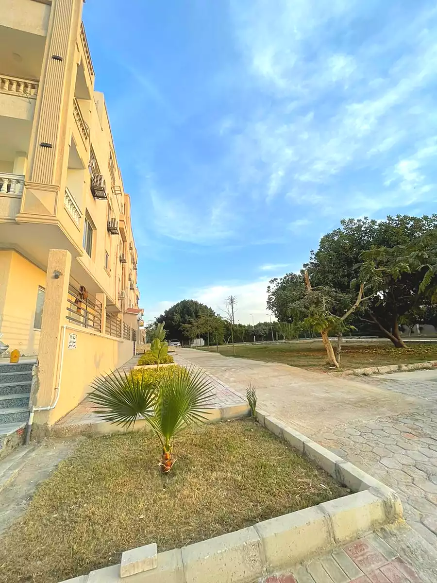 https://aqarmap.com.eg/ar/listing/6739227-for-sale-cairo-el-shorouk-lhy-lsb-neighbourhood-1