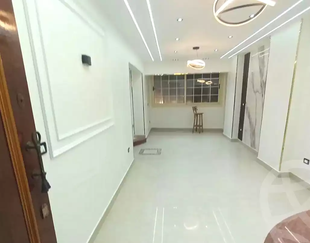 https://aqarmap.com.eg/ar/listing/6739329-for-sale-alexandria-sydy-bshr-sydy-bshr-bhry-shr-mhmwd-l-yswy